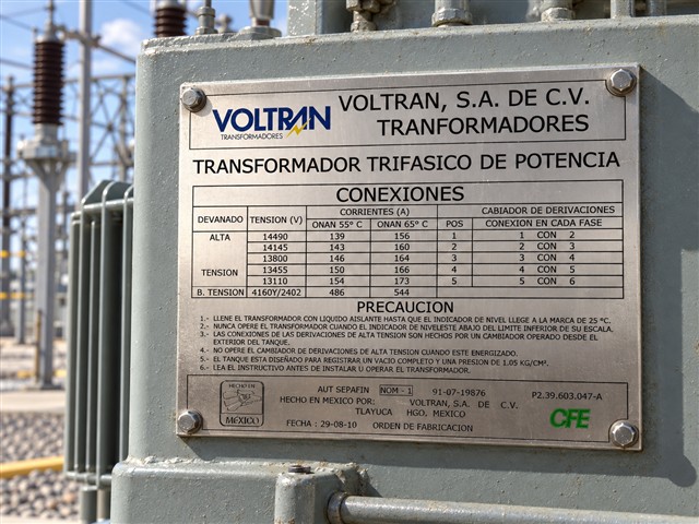 Datos y conexiones de transformador Voltran